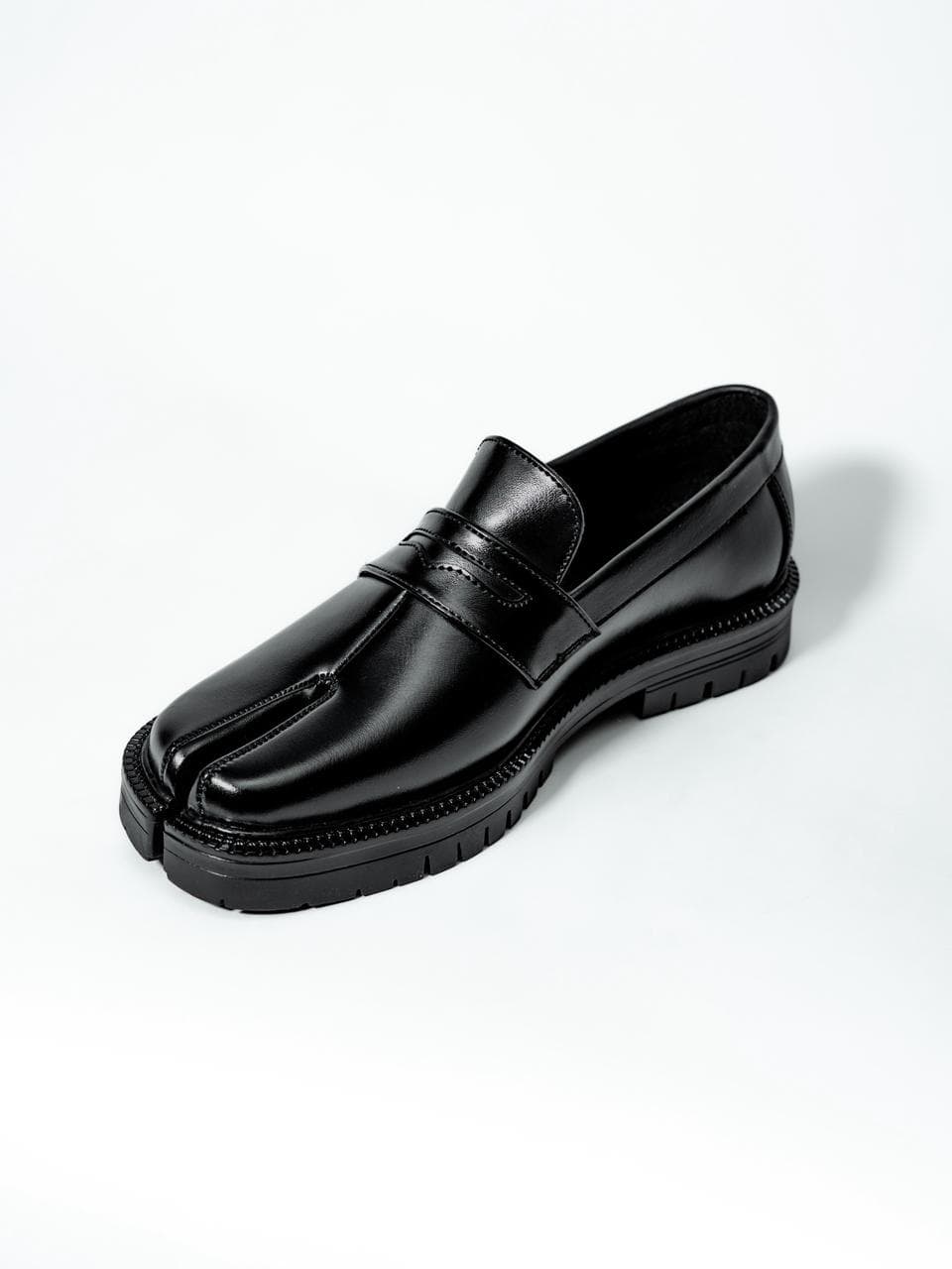 ELYS ELYS Tabi Matte Black, view 3